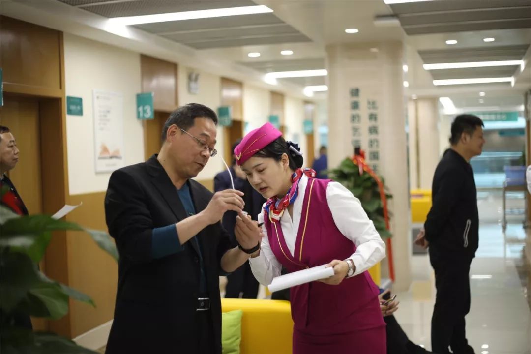 邯郸24小时套医保卡(北京医保卡使用指南)